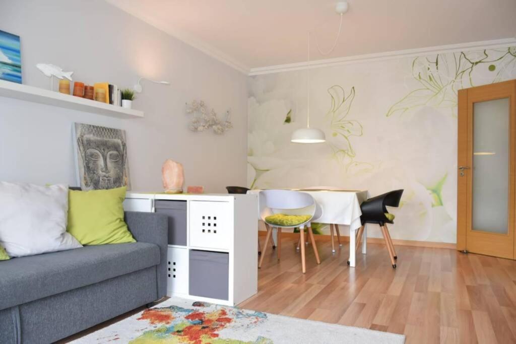 Brina, stylish apartment in Portimão - Housity
