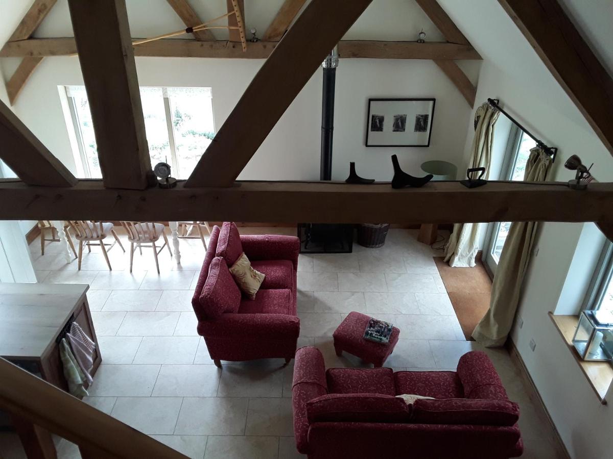 The Old Cowshed - Housity