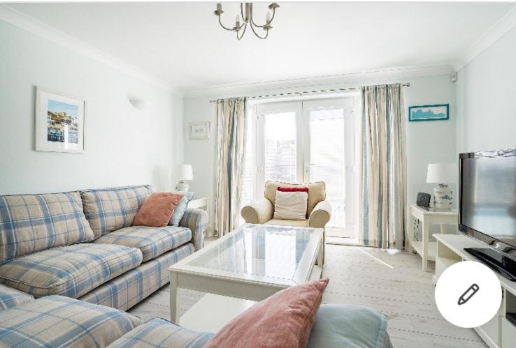 Viking Bay House - Housity