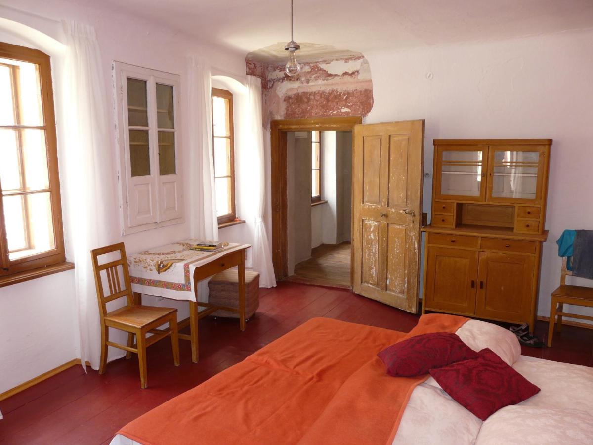 Měšťanský Dům - Housity