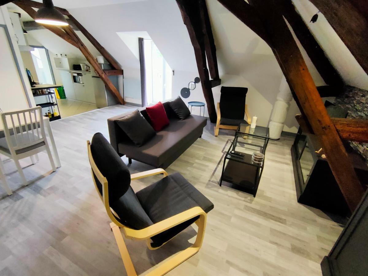 La Machine Sous Toit - Housity