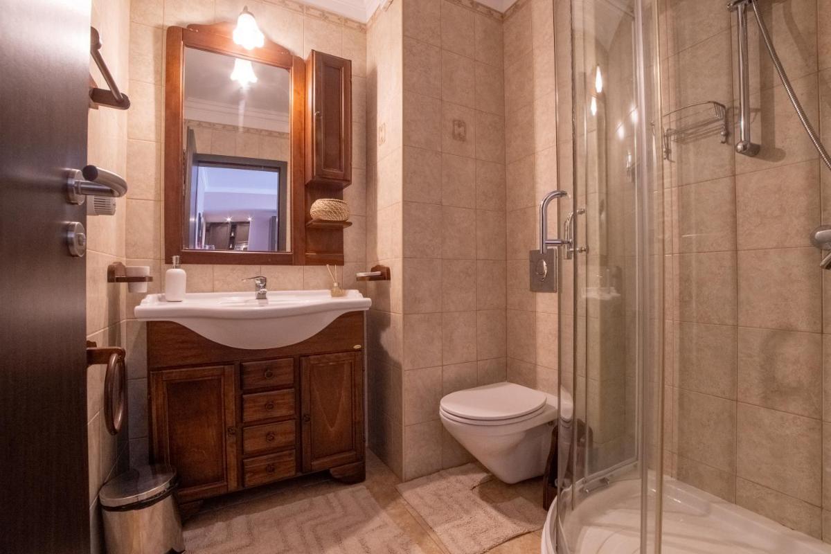 Clabucet Studio - Housity