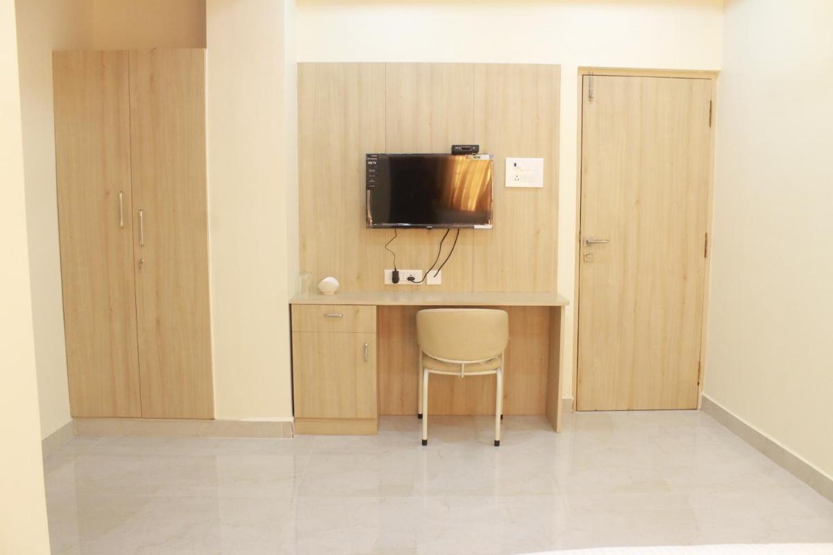 JFIVE RESIDENCY - Housity