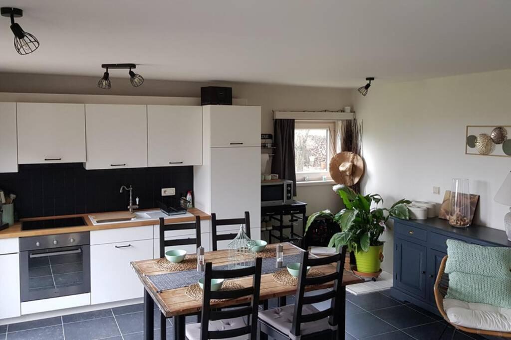 Appartement isolé, 1 chambre avec terrasse privée - Housity