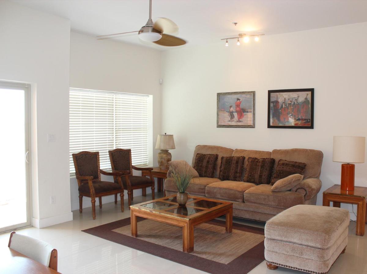 La Isla South Padre Residences - Housity