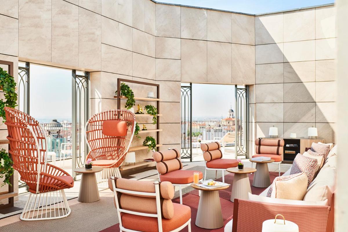 Zona de estar de Four Seasons Hotel Madrid