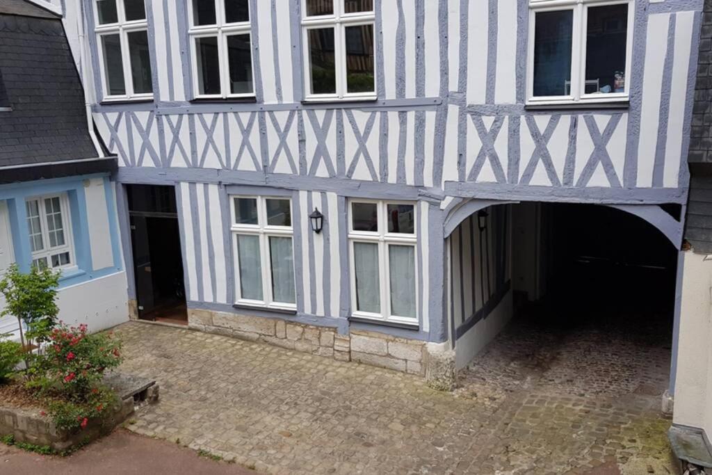 Charmant studio hypercentre - Housity
