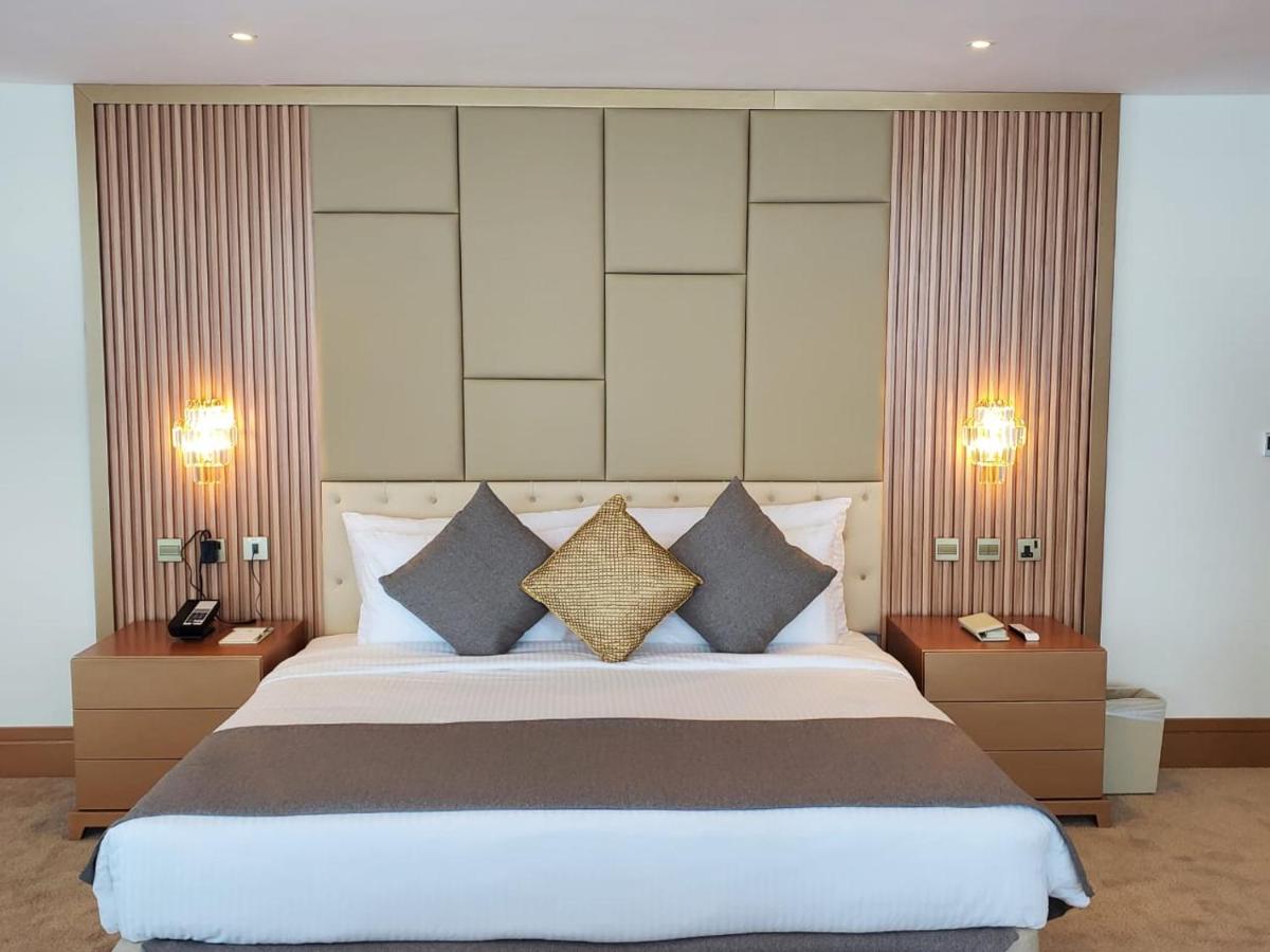 Al Bahar Hotel & Resort - Housity
