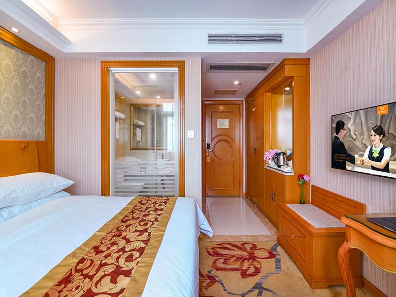 Vienna 3 Best Hotel Guangzhou South China Botanical Garden - Housity