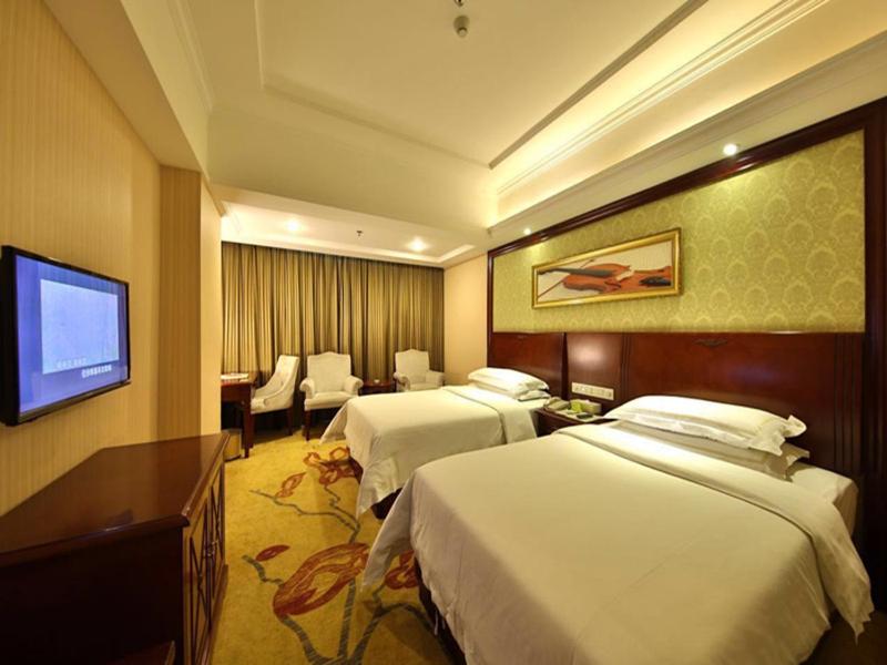 Vienna Hotel Zhangjiajie North Railway Station - Housity