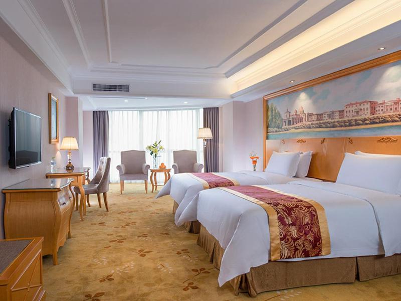 Venus Royal Hotel Guilin Airport - Housity