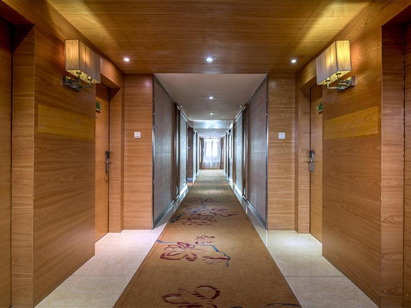 Vienna Hotel Guangzhou Airport - Housity