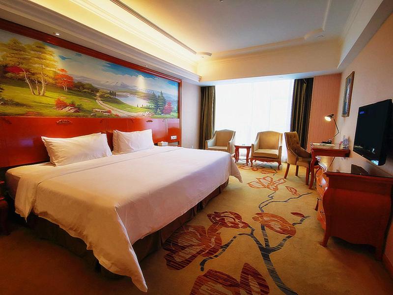 Vienna Hotel Shaoguan Wuli Pavilion - Housity
