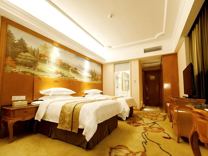 Vienna Hotel Shaoguan Wuli Pavilion - Housity