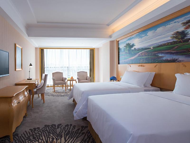 Vienna Hotel Dongguan Tangxia Garden Street - Housity