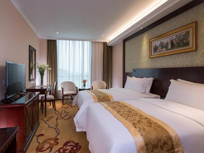 Vienna Hotel Dongguan Fenggang Yongsheng Street - Housity