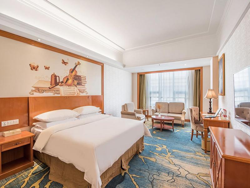 Suitetrails - Vienna Hotel Zhengzhou Airport
