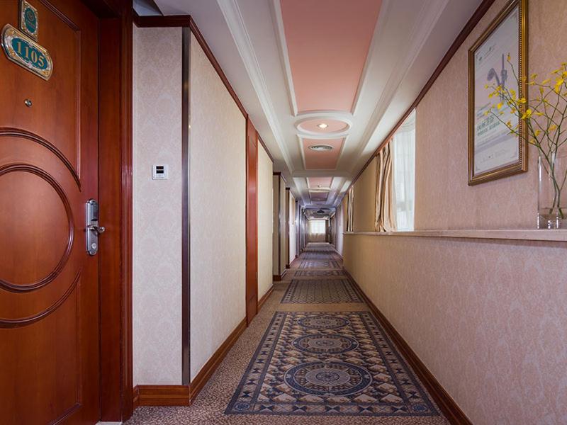 Vienna International Hotel Dongguan Liaobu - Housity