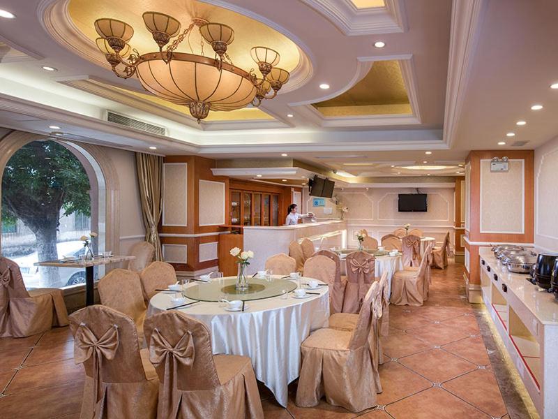 Vienna International Hotel Dongguan Liaobu - Housity