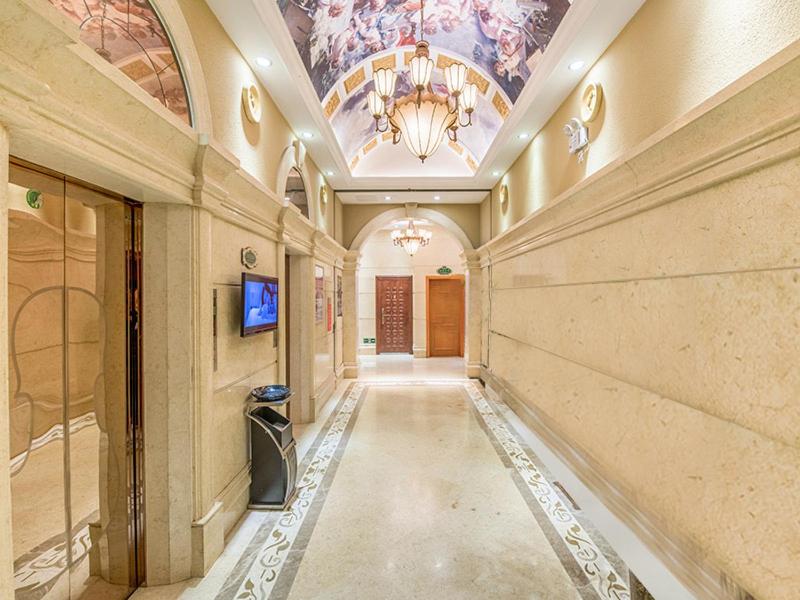 Suitetrails - Vienna Hotel Zhengzhou Airport