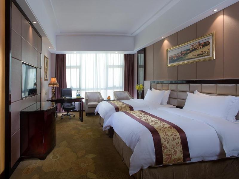 Vienna International Hotel Guangdong Zhongshanbei Station - Housity