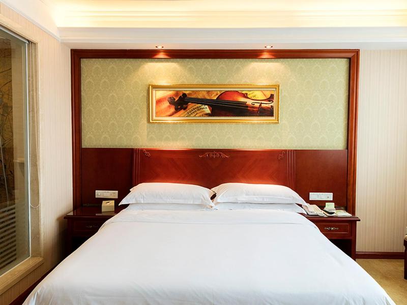 Vienna Hotel Foshan Jihua Road - Housity