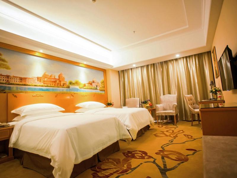 Vienna Hotel Jiangxi Yichun City Hall - Housity