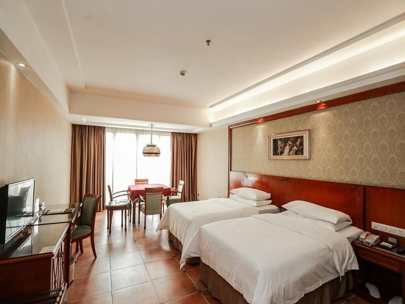 Vienna Hotel Dongguan Hou street Wanda Plaza - Housity