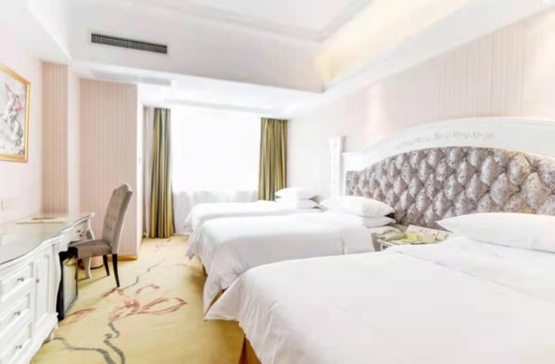Vienna International Hotel Guilin Wanda Plaza - Housity