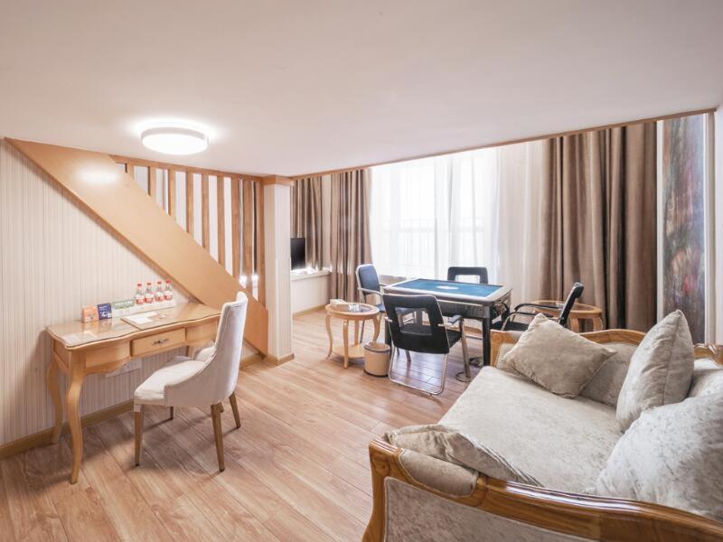 Vienna Hotel Jiangxi Changxiang Lake - Housity