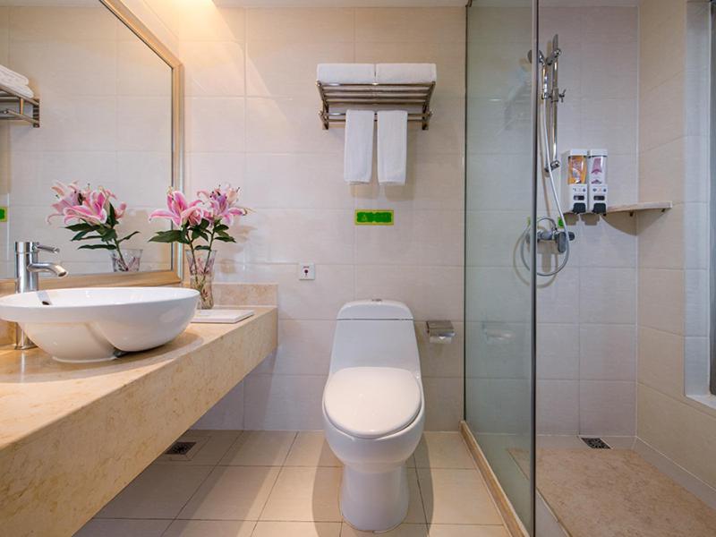 Suitetrails - Vienna International Hotel Shenyang Railway Station