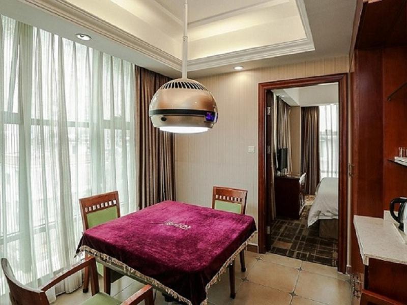 Vienna Hotel Dongguan Hou street Wanda Plaza - Housity