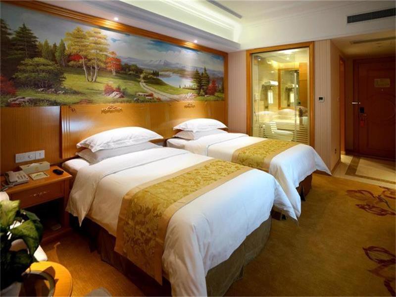 Vienna Hotel Shanghai Hongqiao National Exhibition Center Huaxin - Housity