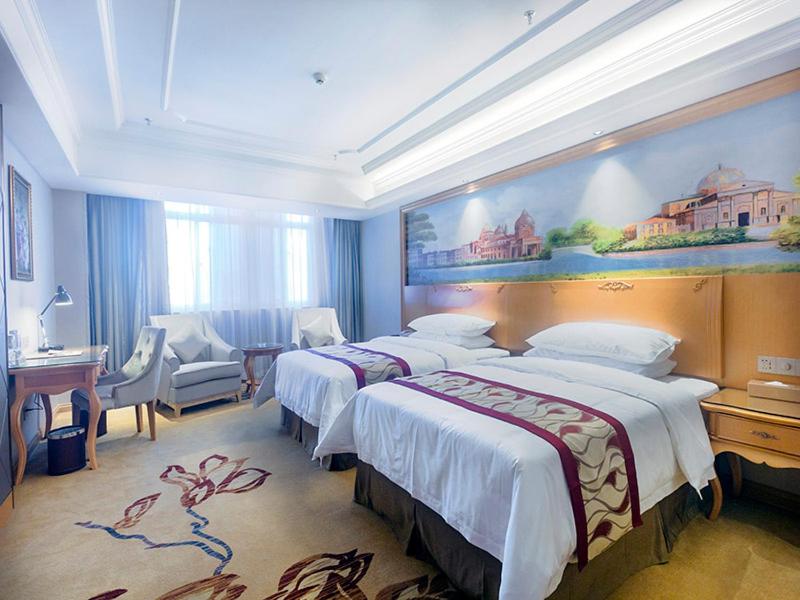 Vienna International Hotel Haikou West Bus Station - Housity