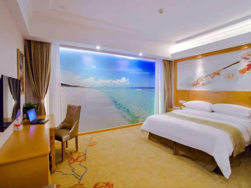Vienna Hotel (shanghai jiadingxincheng yuanxianghudian) - Housity