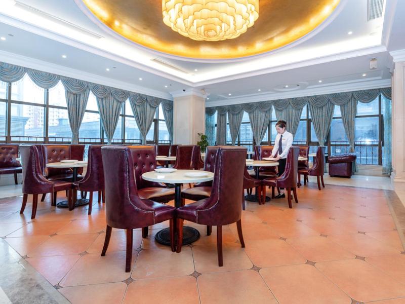 Vienna Hotel Shanghai Songjiang Wanda - Housity