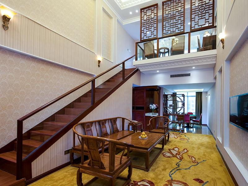 Vienna International Hotel Jieyang Jieyanglou - Housity