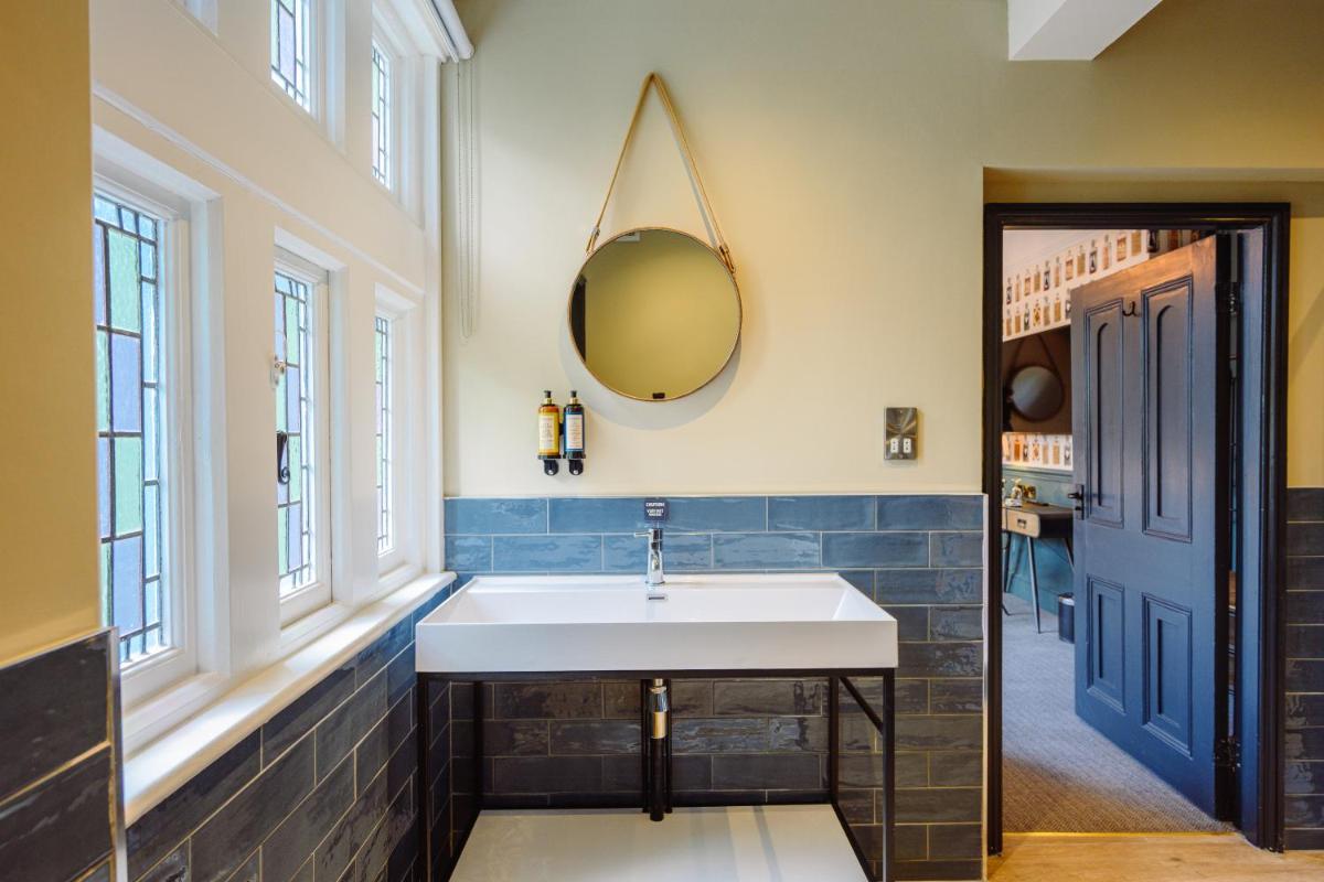 Brewhouse and Kitchen - Housity