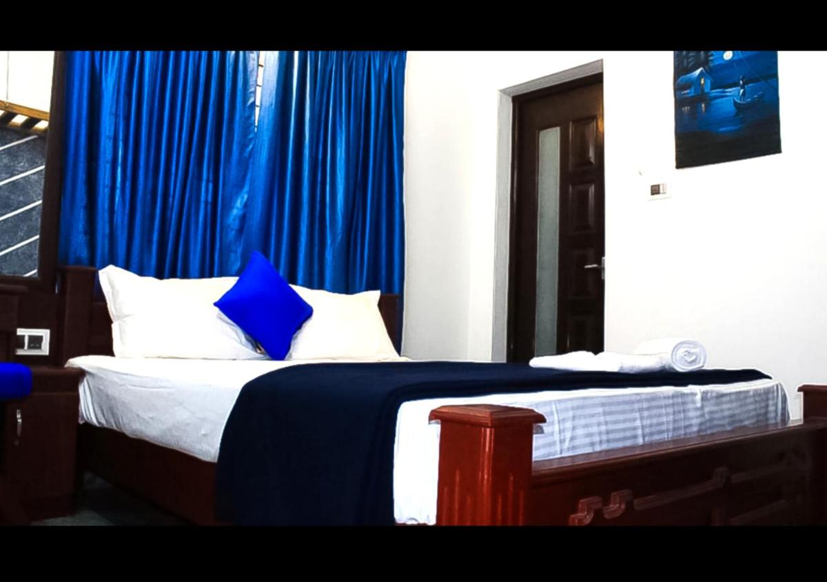 Shore Beach Homestay - Housity