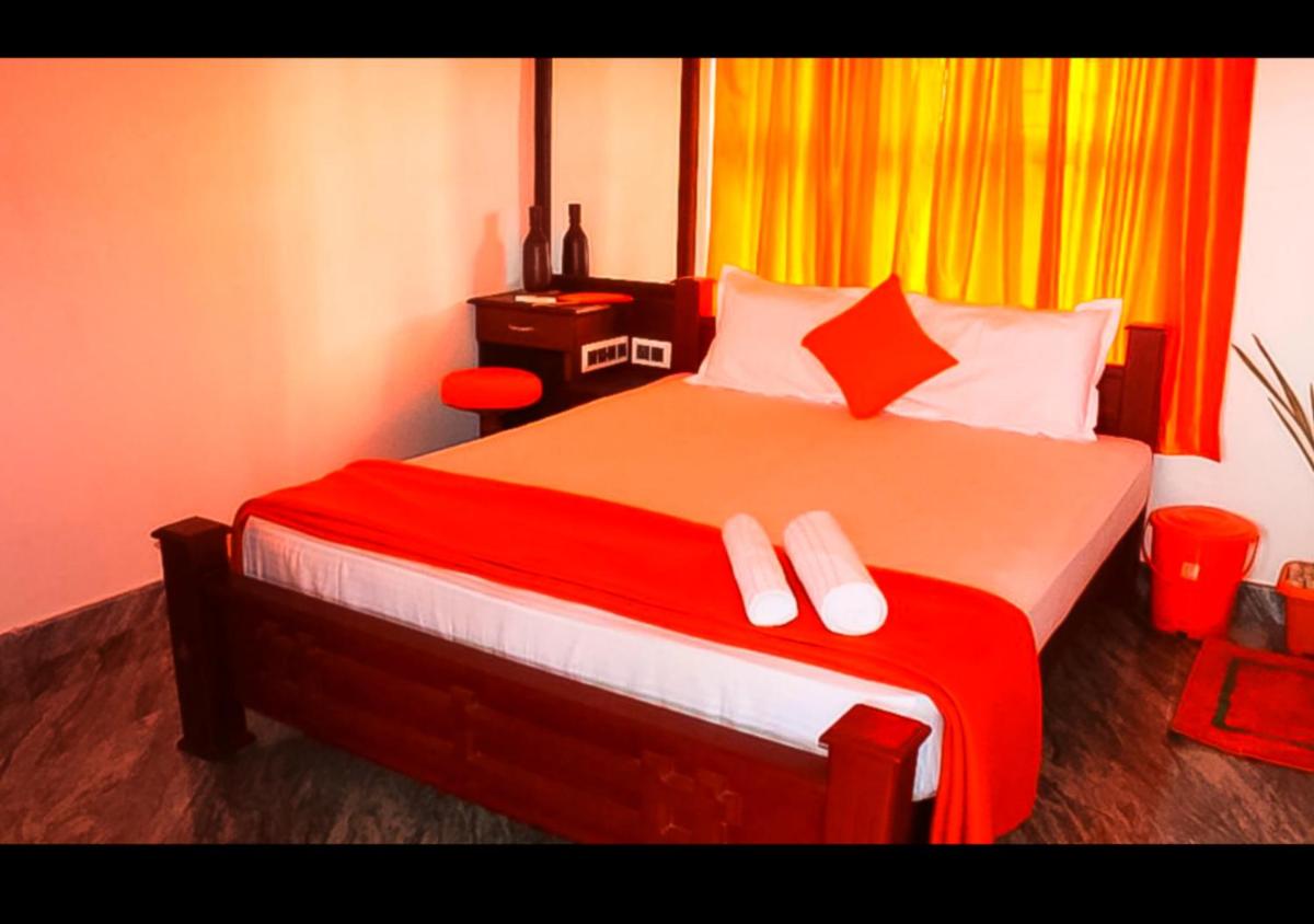 Shore Beach Homestay - Housity