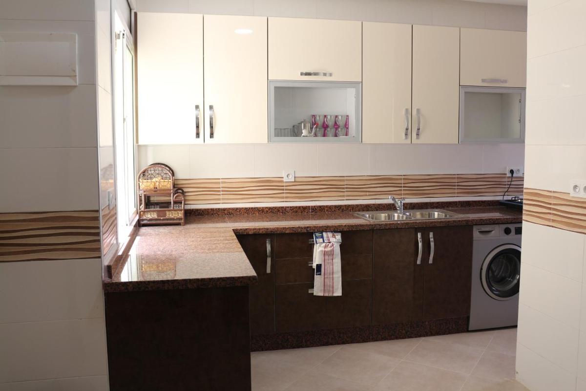 Suitetrails - Panorama Apartment Nador Jadid Klima free Parking & Wifi
