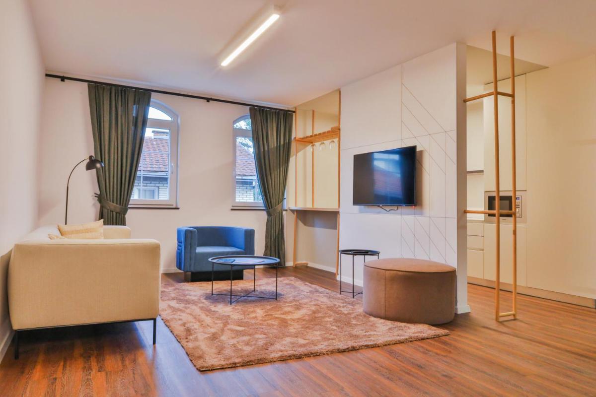 Benelux Hotel - Housity