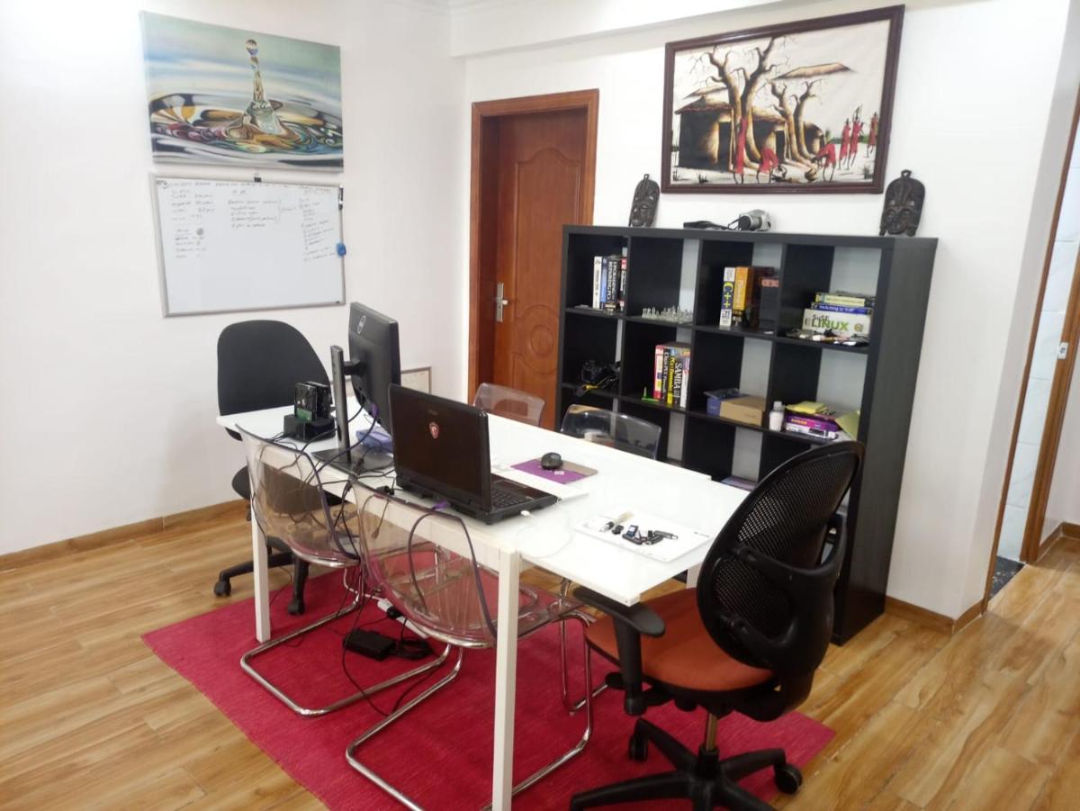 Great house for work, relaxing or a get away at Chelezo. Kilimani Nairobi - Housity