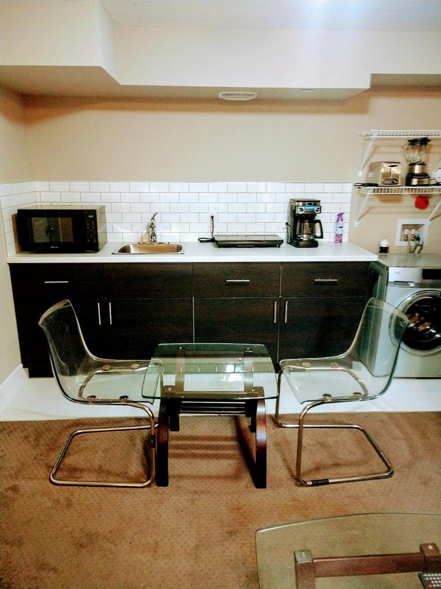 adorable one bedroom basement suite - Housity