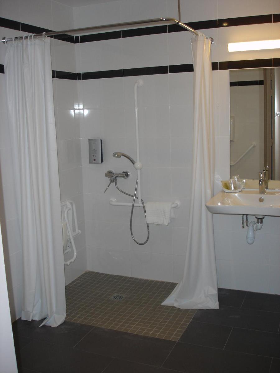 Hotel-Restaurant Du Lac - Housity
