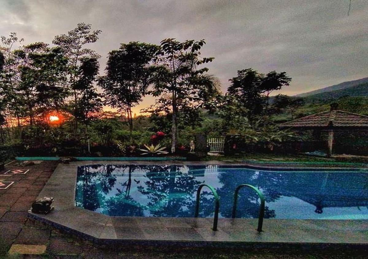 Resort Highlander - Housity
