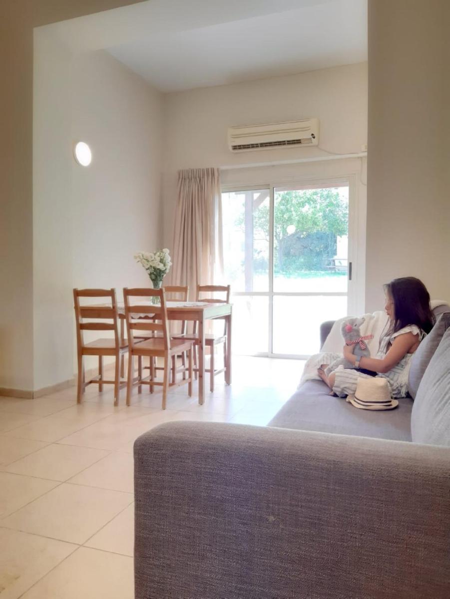 Kibbutz Tiratzvi - Country Lodging - Housity