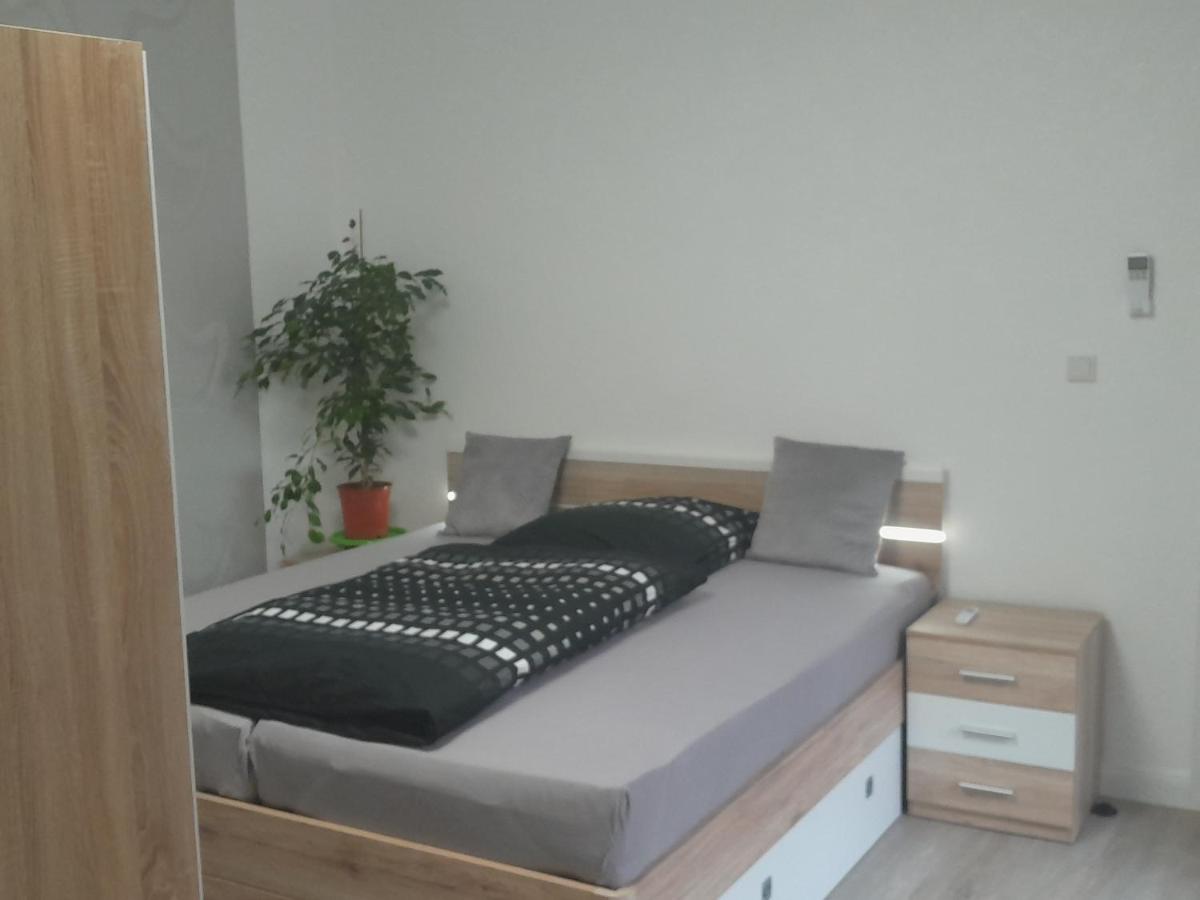 Appartment Hochpaterre - Housity