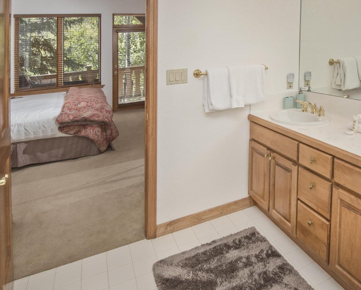 Aspenwood #207 Condo - Housity
