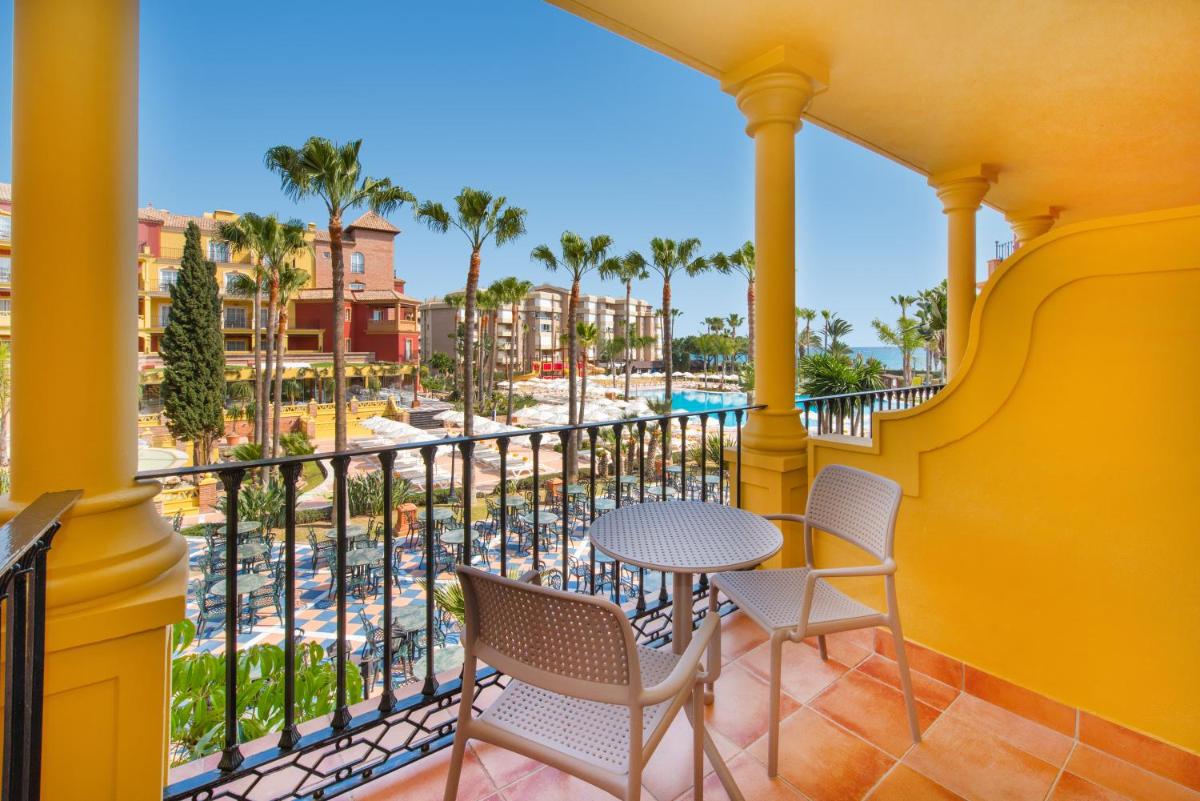 Un balcón o terraza de Iberostar Waves Málaga Playa